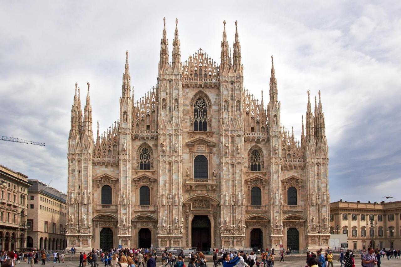 Hotel Michelangelo Milan Exterior photo